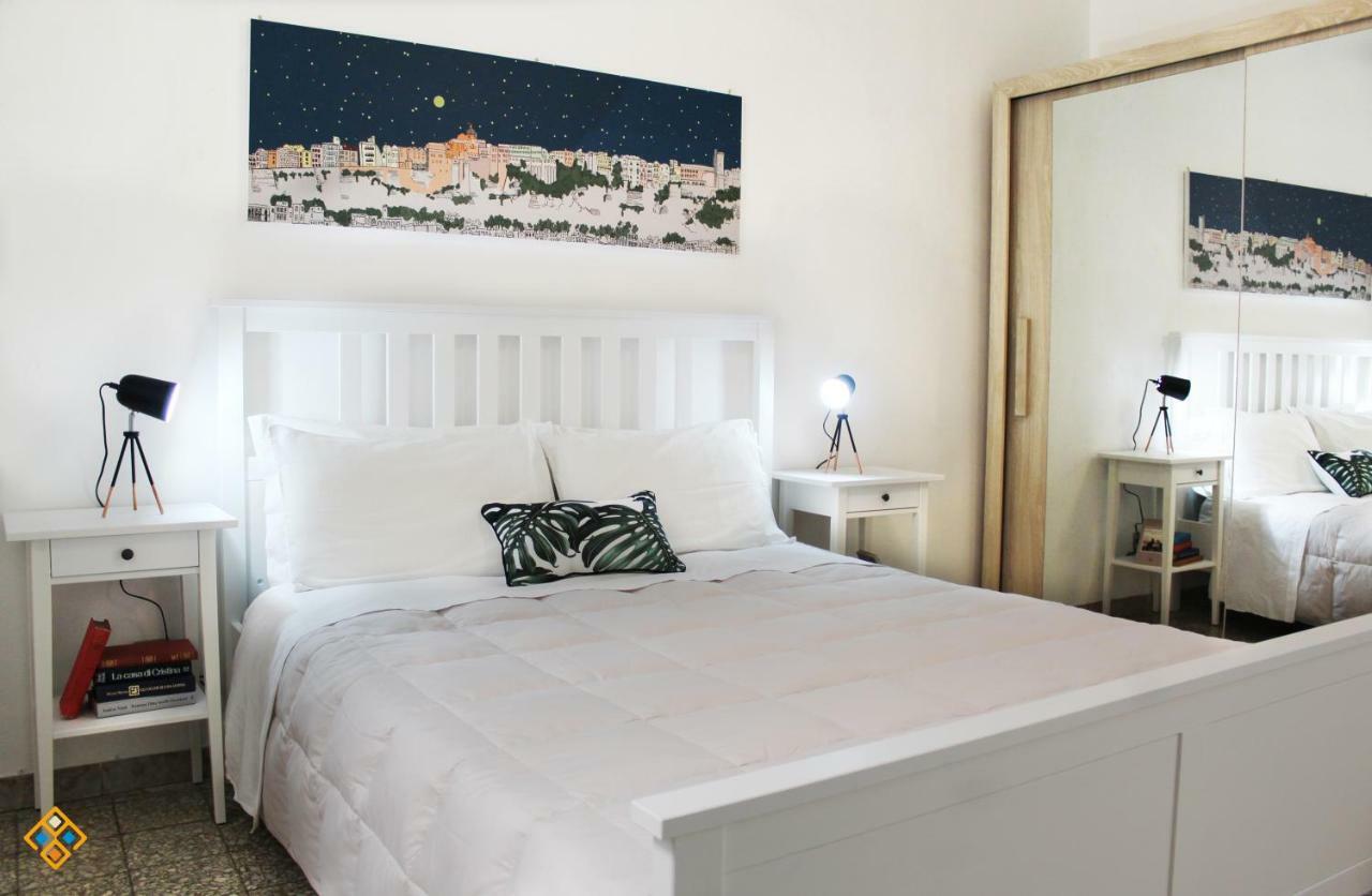 Sa Domu De Ajaja Apartments Cagliari Bagian luar foto